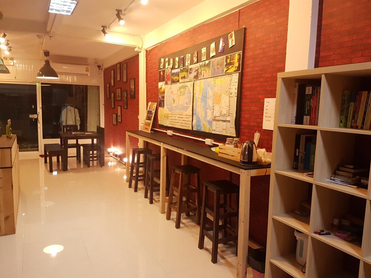 Mana Hostel Bangkok Eksteriør bilde