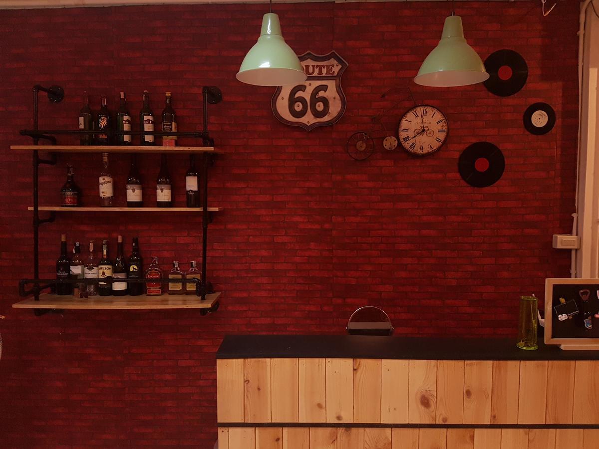 Mana Hostel Bangkok Eksteriør bilde