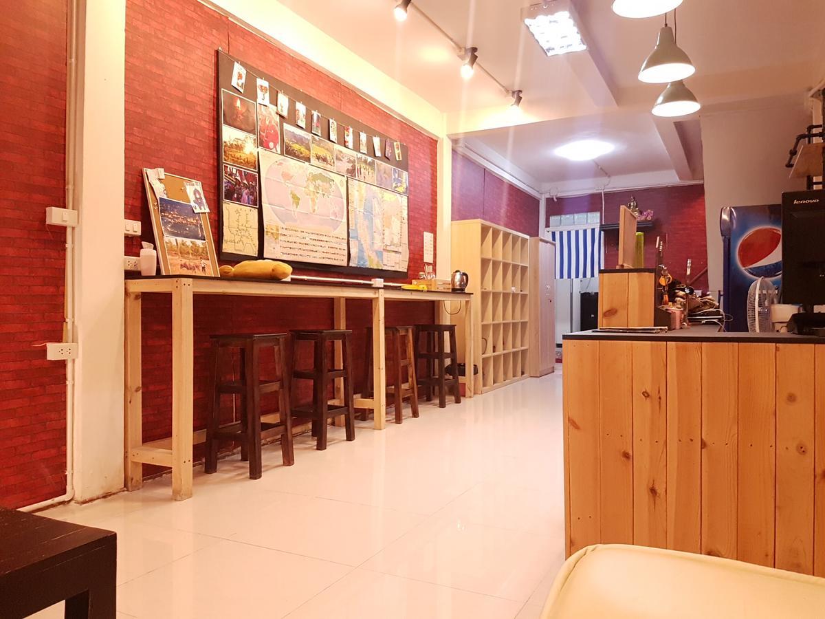 Mana Hostel Bangkok Eksteriør bilde