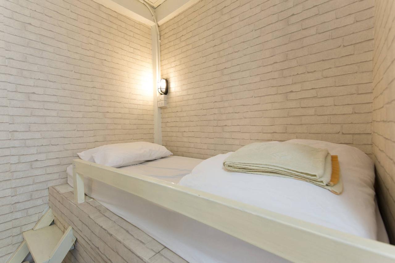 Mana Hostel Bangkok Eksteriør bilde